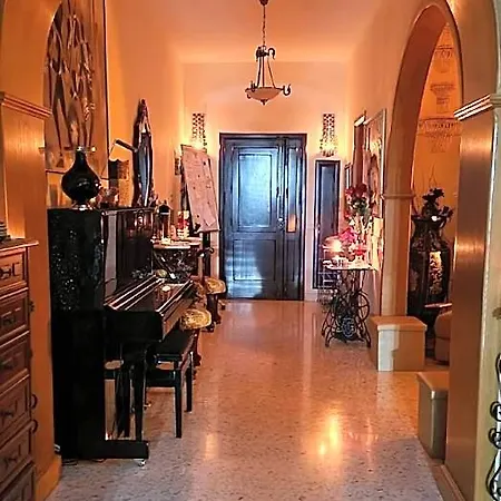 Spacious, Traditional House In The Center Of Malta 4* Attard